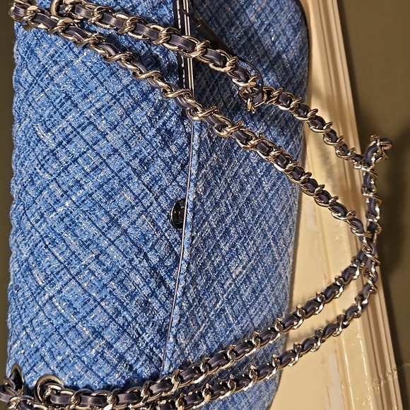 Karl Lagerfeld Blue Quilted Chain Shoulder Bag - Picture 5 of 9